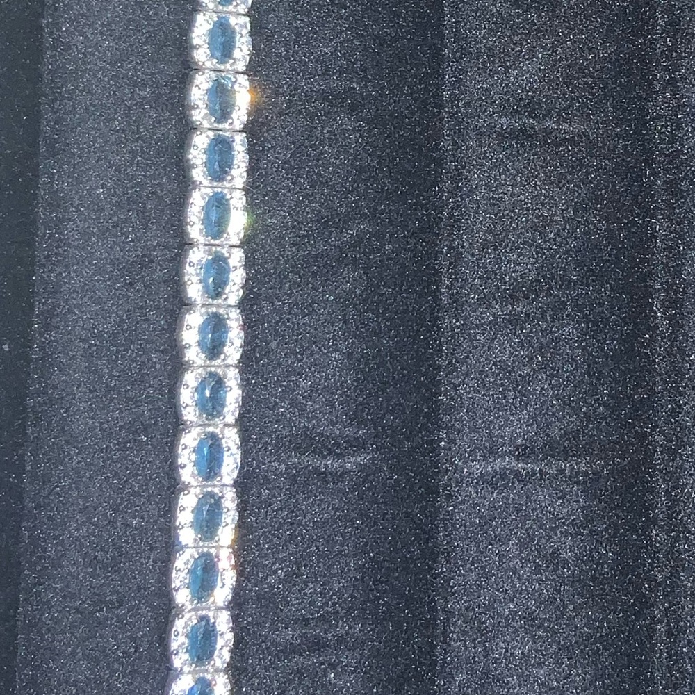 6.3ct Blue London Topaz Bracelet - Picture 11 of 14